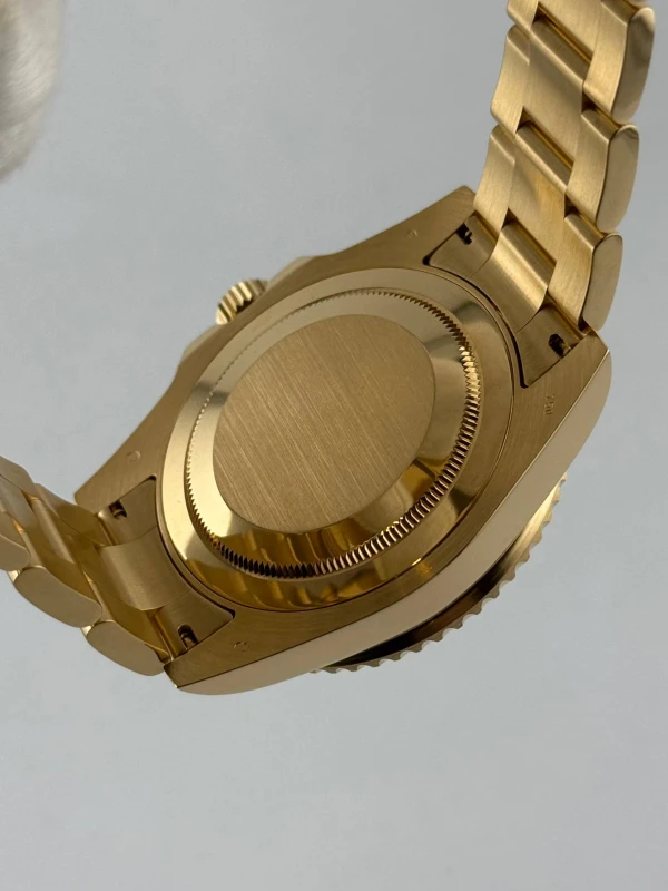 Rolex II 40mm Yellow Gold  116718LN-0001 9