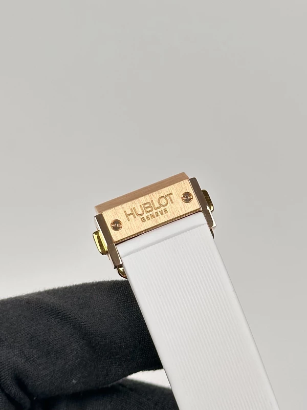 Hublot Gold White Diamonds 38 mm  361.PE.2010.RW.1104 8