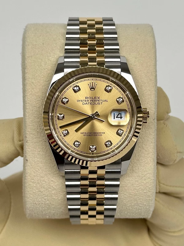 Rolex 36 MM, OYSTERSTEEL AND YELLOW GOLD 126233-0017 2