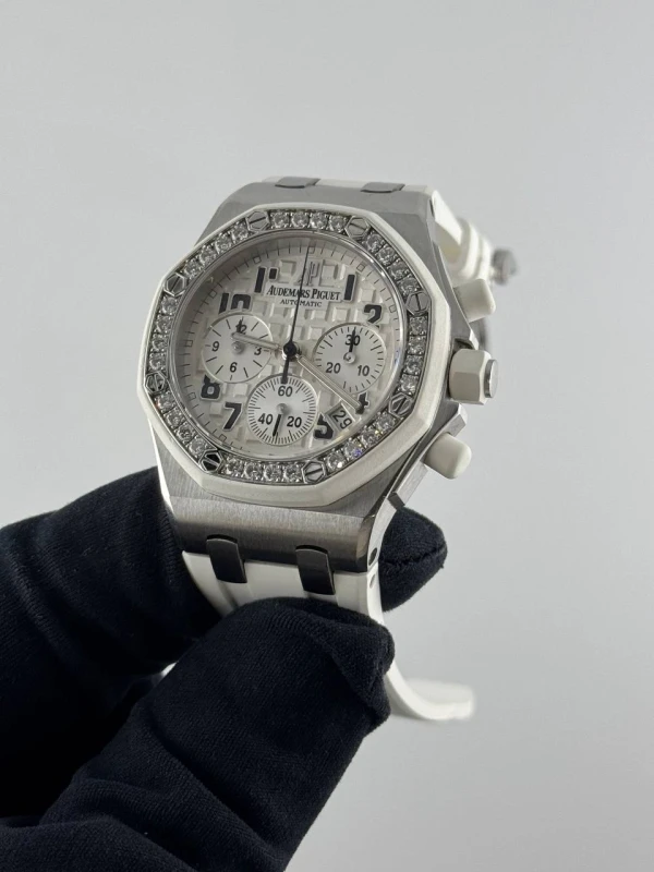 Audemars Piguet Offshore Chronograph 26048SK.ZZ.D010CA.01 7