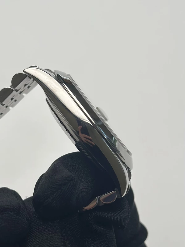 Rolex 41mm Steel 126300-0012 4