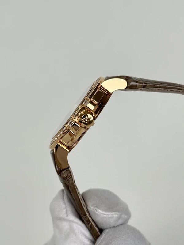 Harry Winston Moon Phase 36 mm OCEQMP36RR026 6
