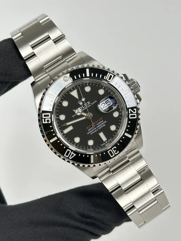 Rolex 4000 126600-0001 2