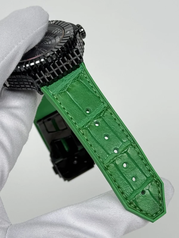 Hublot Caviar Automatic 41mm 346.CX.1800.RX 7