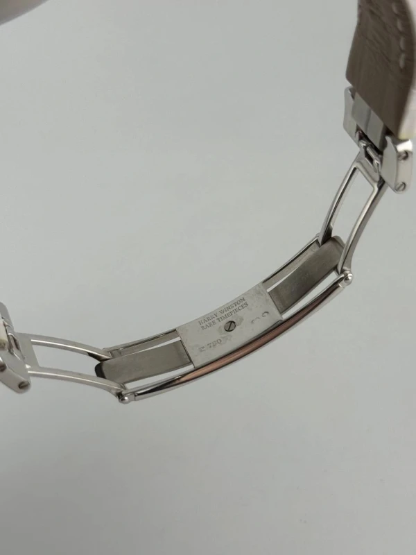 Harry Winston 200UCQ32W 6