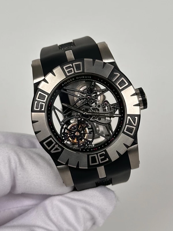 Roger Dubuis Flying Tourbillon Skeleton 48  RDDBSE0185 3