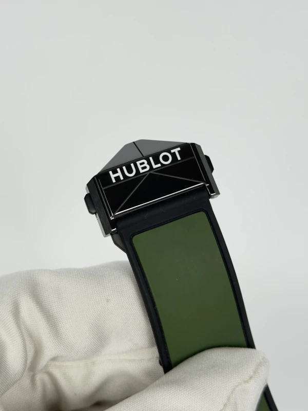 Hublot Big Bang Sang Bleu II 418.GX.5207.RX.MXM22 6