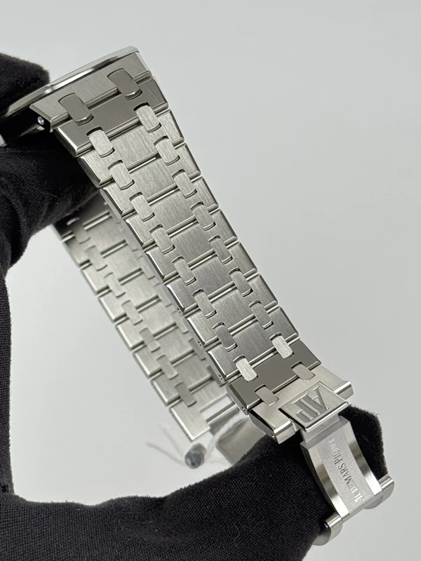 Audemars Piguet Quartz Steel 67651ST.ZZ.D011CR.01 6