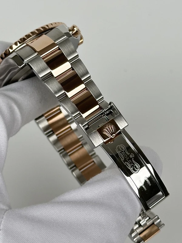 Rolex II 44 mm, steel and Everose gold 116681-0002 6