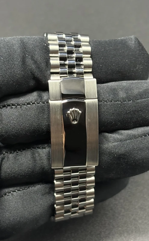 Rolex Datejust 36mm Steel and White Gold 116234-0085 5