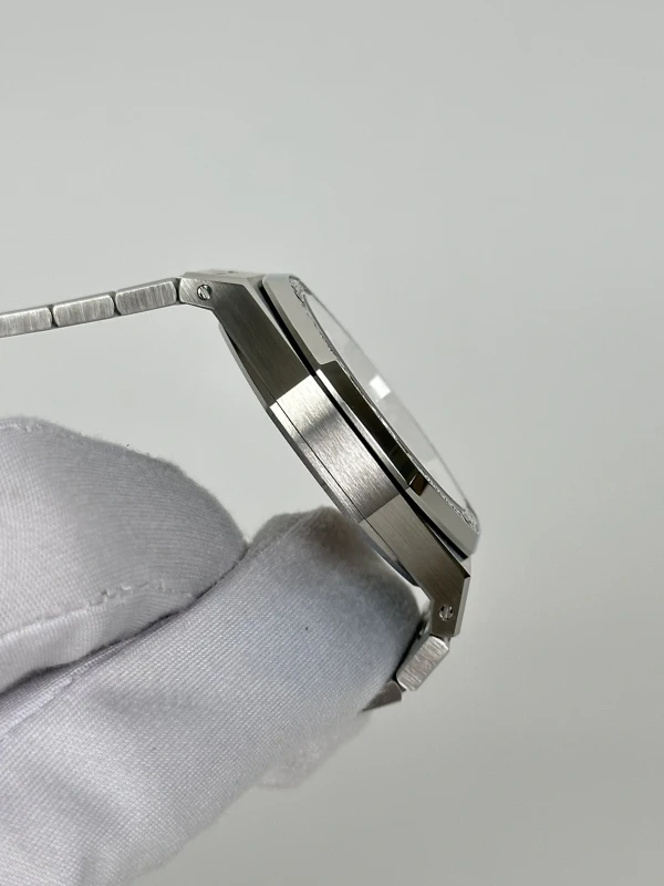 Audemars Piguet Selfwinding 37 mm 15551ST.ZZ.1356ST.05 3