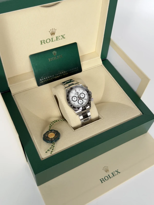 Rolex Cosmograph Daytona 40mm Steel 126500ln-0001 7