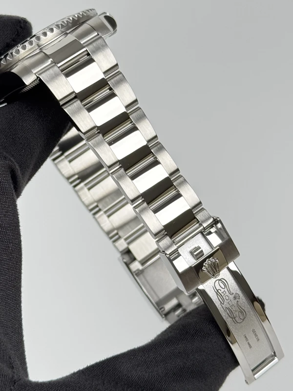 Rolex 40mm Steel 116710LN-0001 6