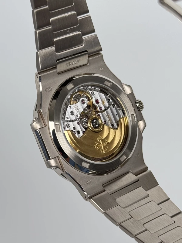 Patek Philippe 3711/1G 3711/1G-001 9