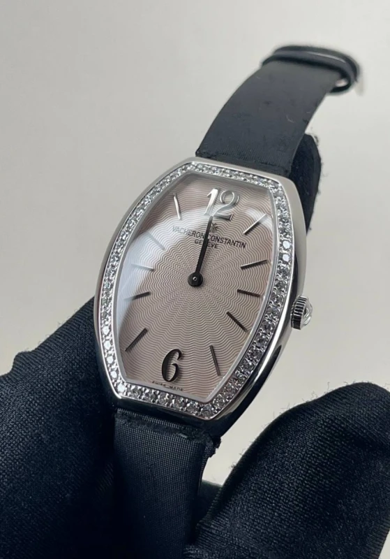 Vacheron Constantin Ladies Timepieces 25540/000G-9051 2