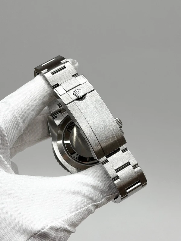 Rolex 41 mm Steel 124060-0001 5
