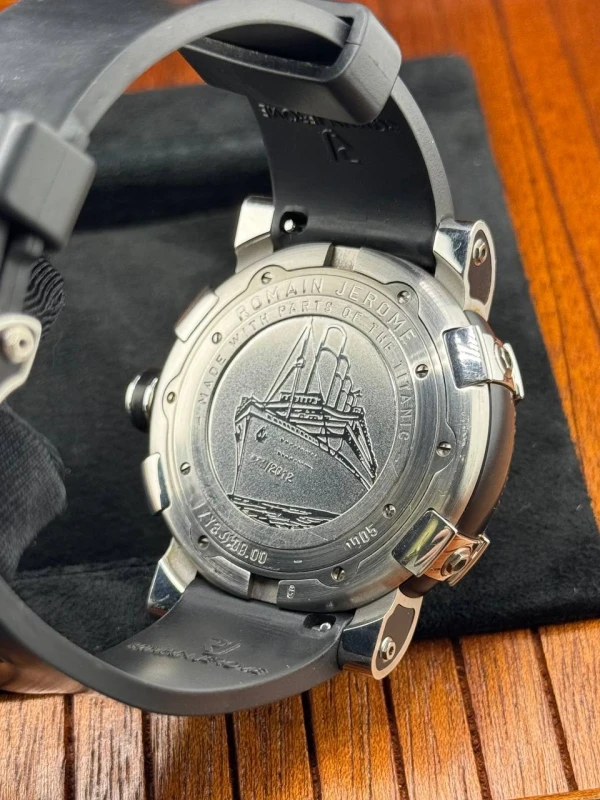 Romain Jerome OXY STEEL T.OXY3.11BB.00.BB 7