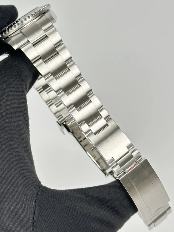 Rolex 4000 126600-0001 5
