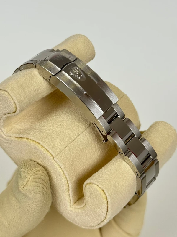 Rolex Datejust 31mm Steel 278240-0001 4