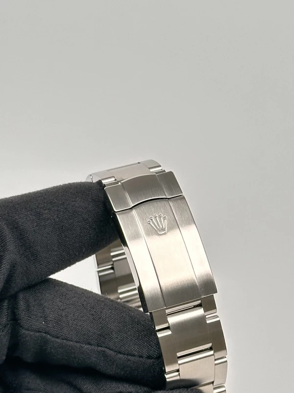 Rolex 34 mm Steel 114200-0023 7