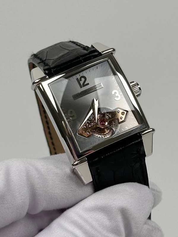 Girard Perregaux . 99850.0.71 3