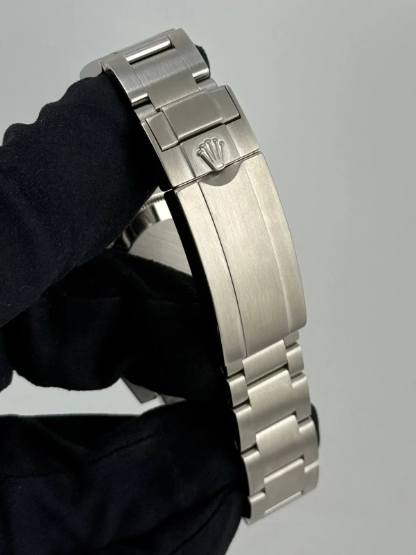 Rolex 40mm Steel 114060-0002 9