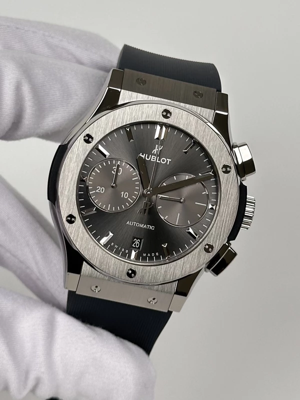 Hublot Classic Fusion Chronograph 45 mm 521.NX.7071.RX 4