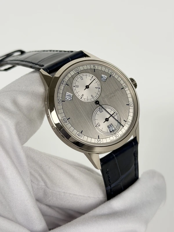 Patek Philippe 5235 Annual Calendar Regulator 5235G-001 3