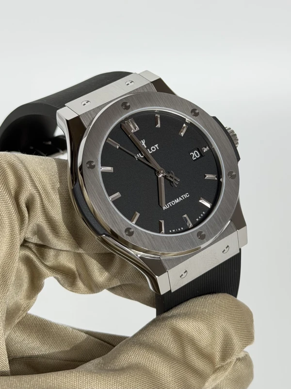 Hublot Titanium 511.NX.1171.RX 3