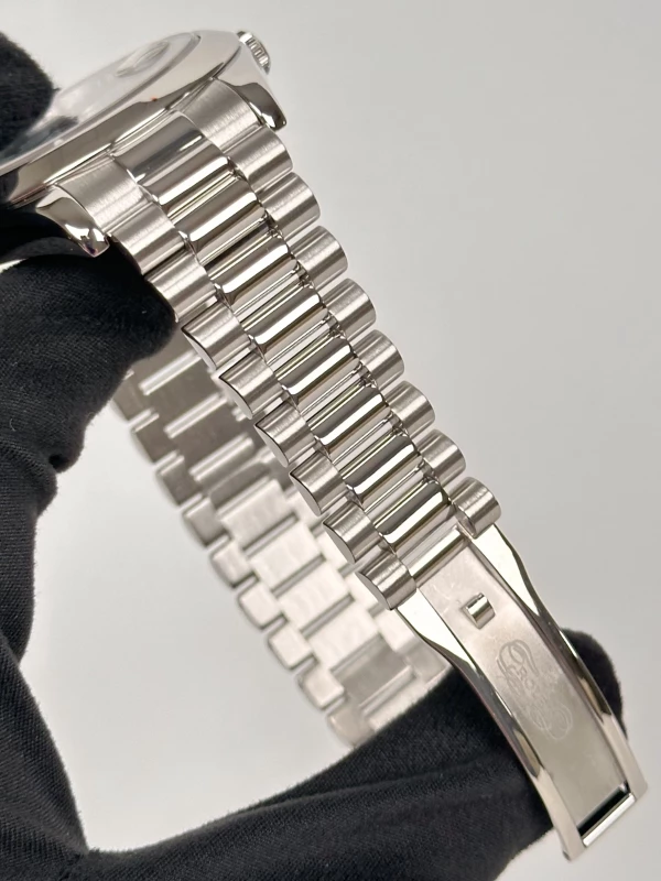 Rolex 41mm Platinum 218206 ibcrp 6