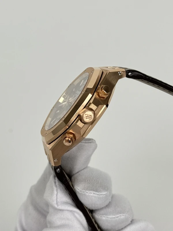 Audemars Piguet SELFWINDING CHRONOGRAPH 26239OR.OO.D821CR.01 6