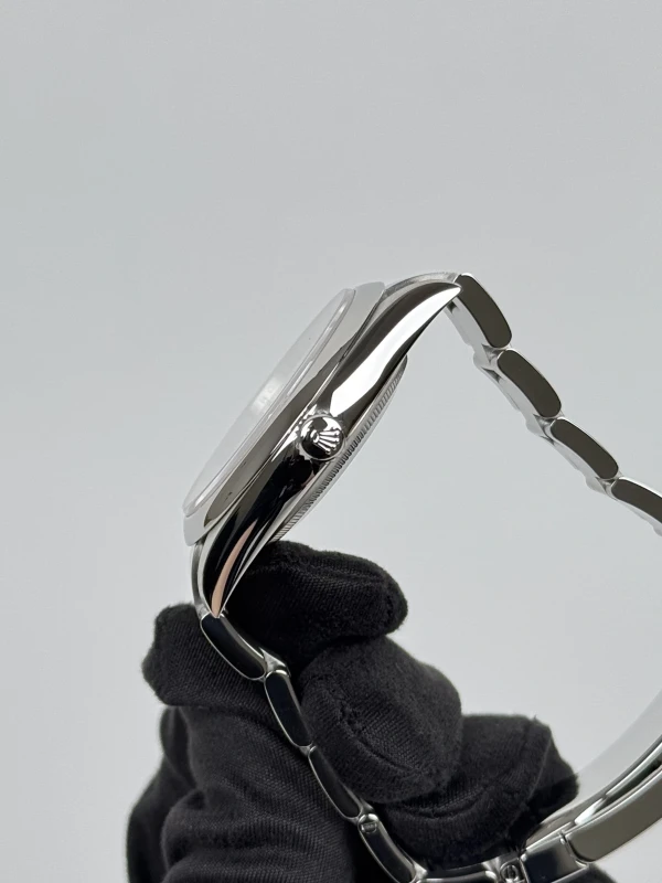 Rolex 41 mm Steel 124300-0001 4