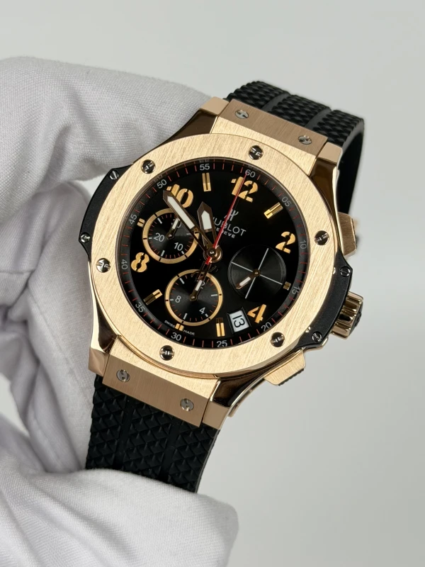 Hublot Rose Gold 341.PX.130.RX 3