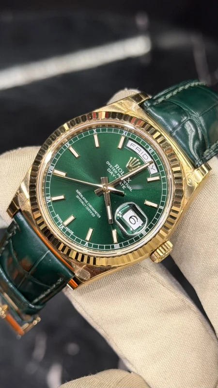 Rolex 36 mm, yellow gold 118138-0003 4