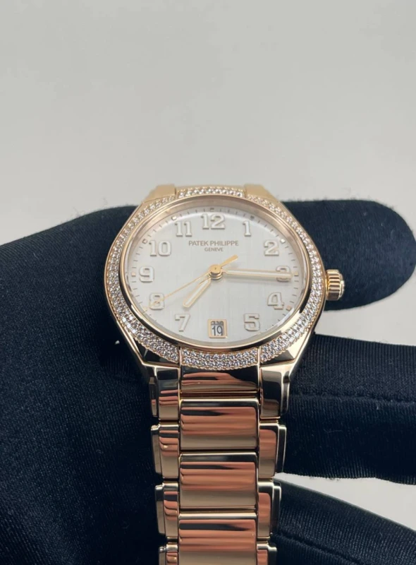 Patek Philippe 7300 7300/1200R-010 4