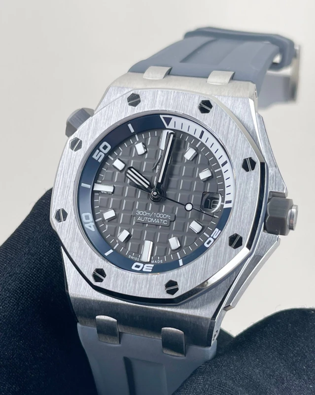 Audemars Piguet Diver 15720ST.OO.A009CA.01 2