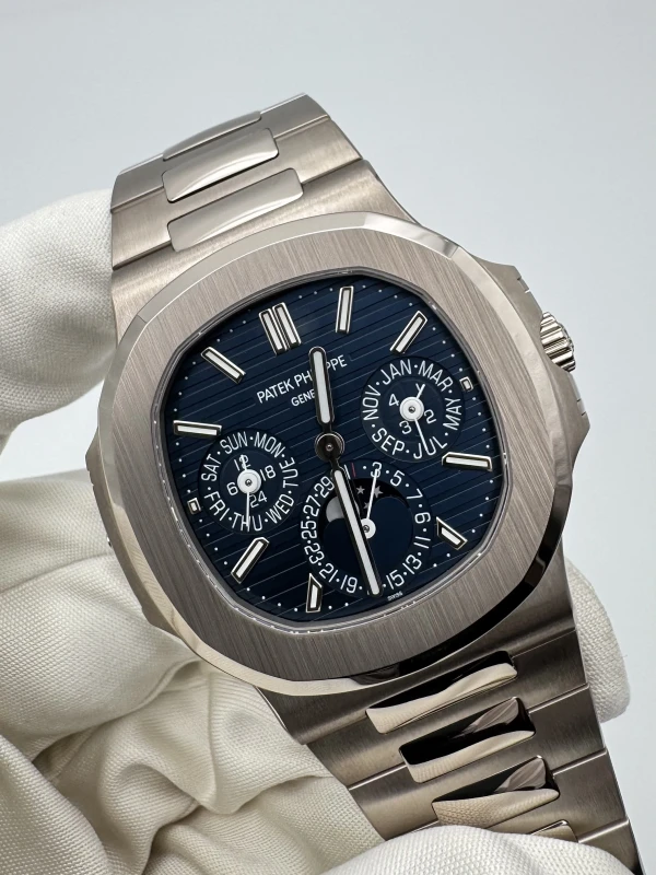Patek Philippe 5740 5740/1G-001 3