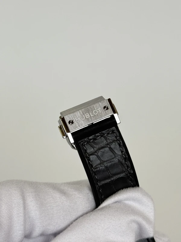 Hublot Automatic 38 mm 565.NX.7071.LR.1204 6