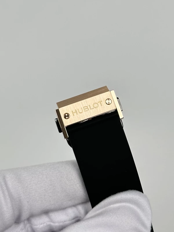 Hublot Aerofusion Gold 525.OX.0180.LR 8