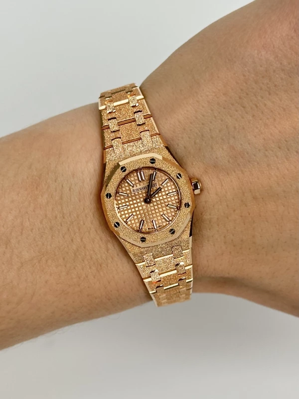 Audemars Piguet MINI FROSTED GOLD 67630OR.GG.1312OR.01 6
