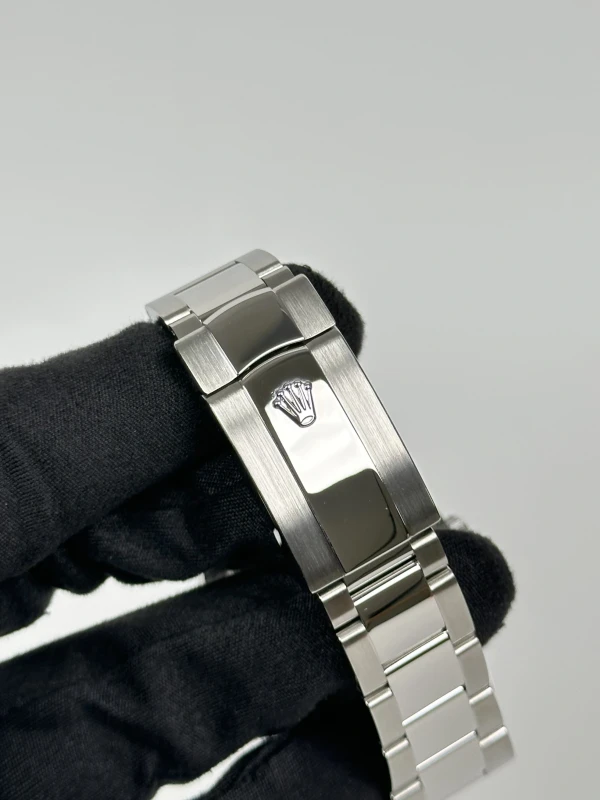 Rolex 36 mm, steel and white gold 116234-0136 7