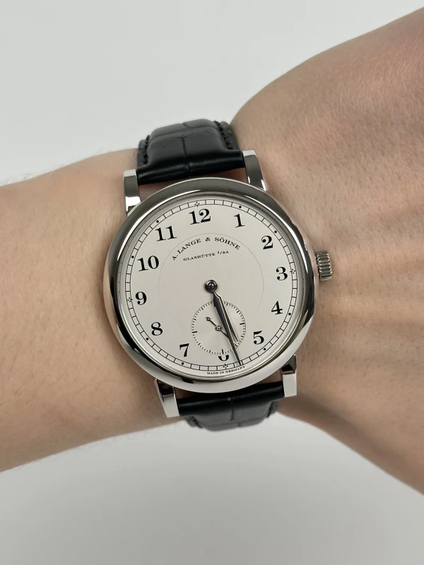 A. Lange & Sohne 233.025 9