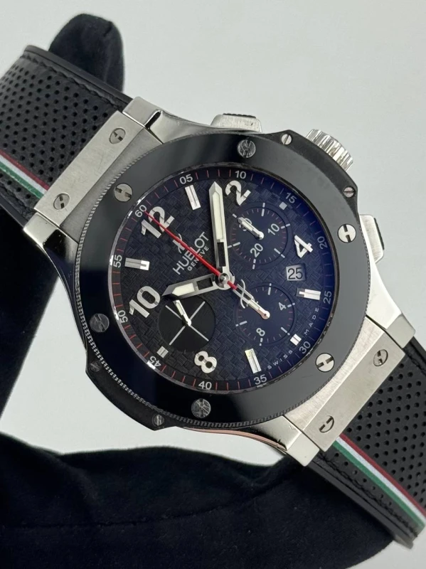 Hublot  STEEL CERAMIC 301.SB.131.RX 3