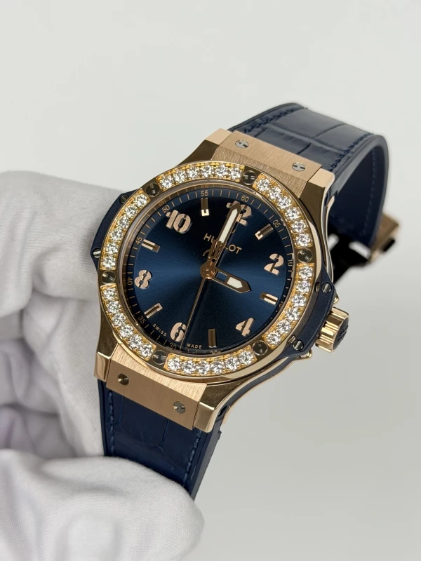 Hublot Gold Blue Diamonds 38mm 361.PX.7180.LR.1204 3