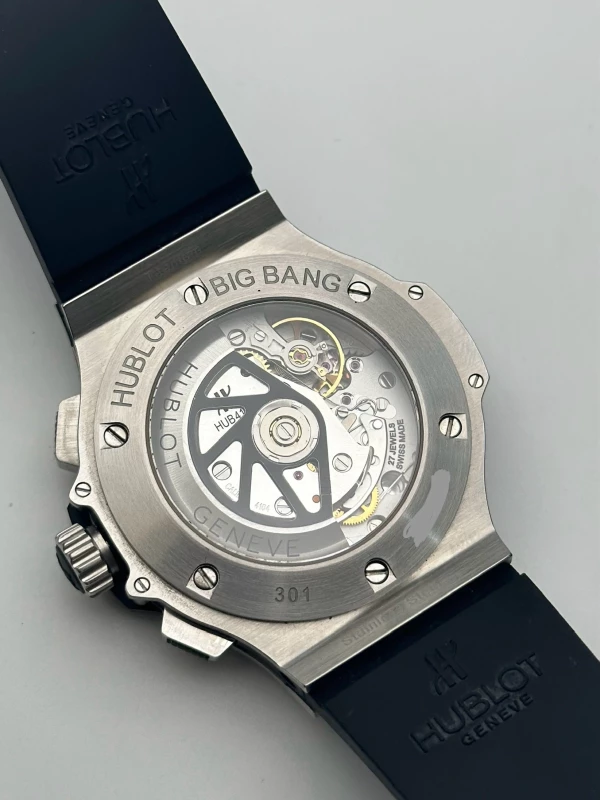 Hublot EVOLUTION STEEL CERAMIC 301.SM.1770.RX 9