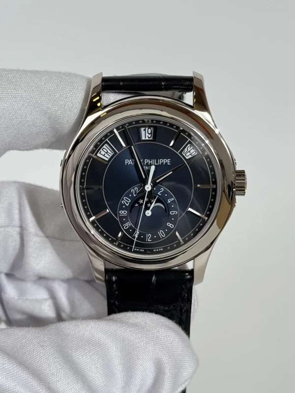 Patek Philippe ANNUAL CALENDAR 5205 5205G-013 2