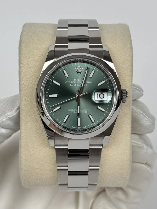 Rolex Datejust 36 mm Steel 126200-0024 2