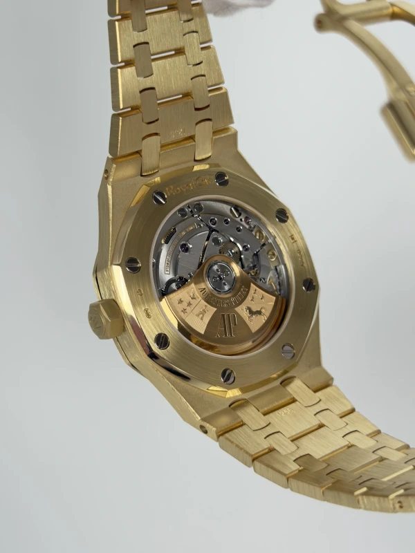 Audemars Piguet 15450BA.OO.1256BA.01 5