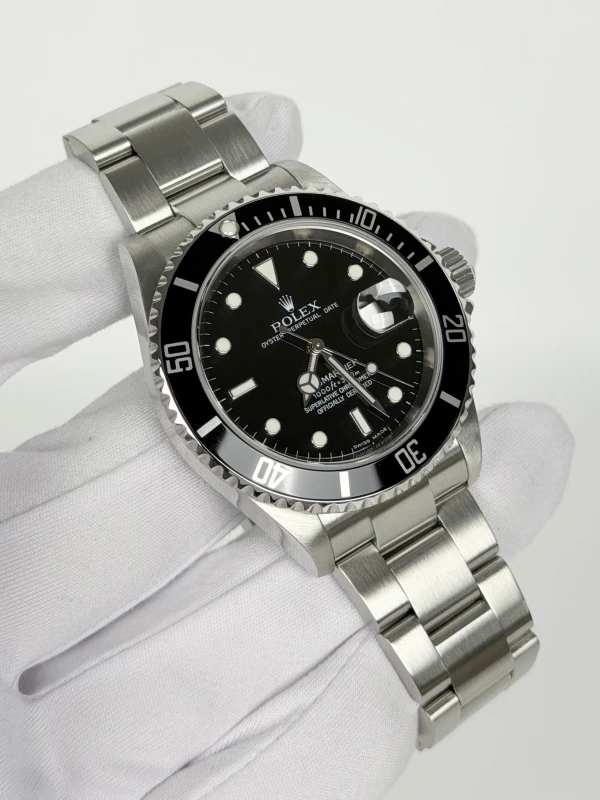 Rolex Date 40mm 16610 2