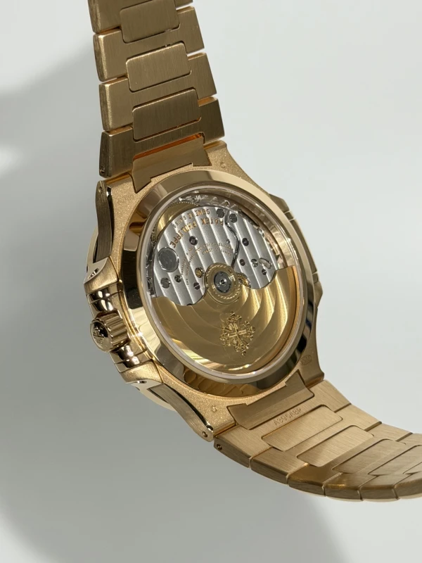 Patek Philippe Lady 7118/1200R-010 6